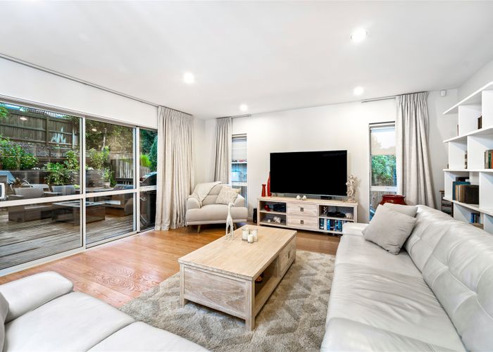  at 40A Acacia Road, Torbay, Auckland