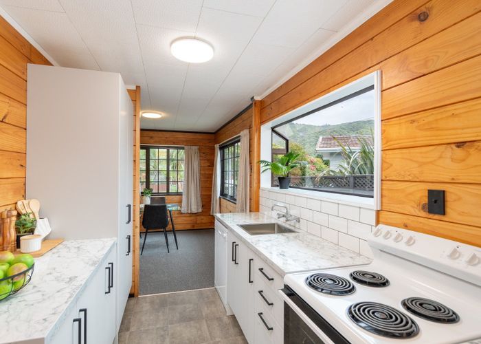  at 60 Pasadena Crescent, Totara Park, Upper Hutt, Wellington