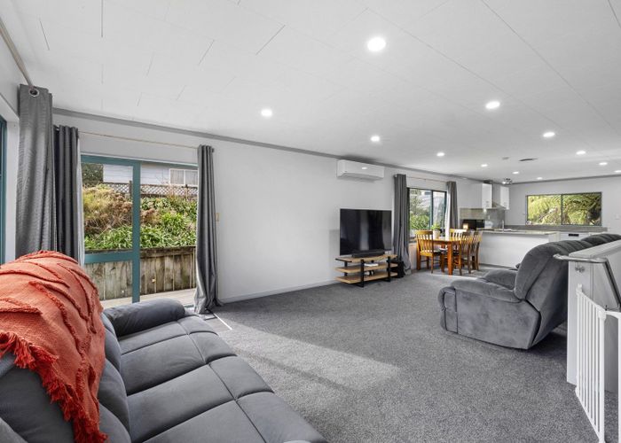  at 39 Carlton Terrace, Westown, New Plymouth