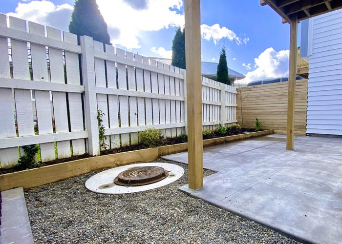  at B & C/2 Snell, Clouston Park, Upper Hutt, Wellington