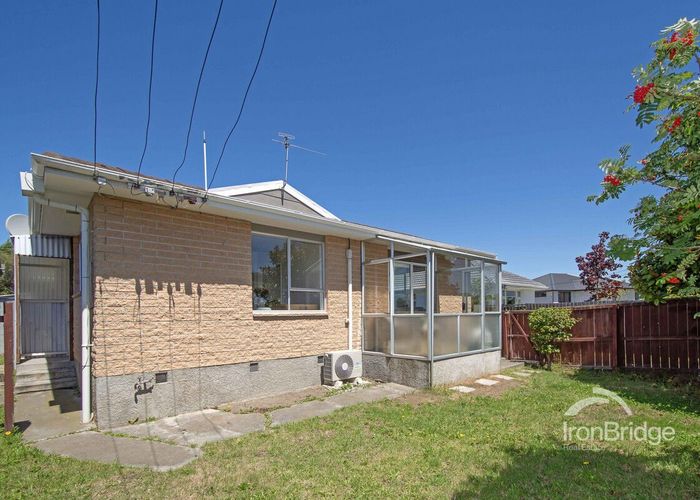  at 1/86 Travis Road, Burwood, Christchurch