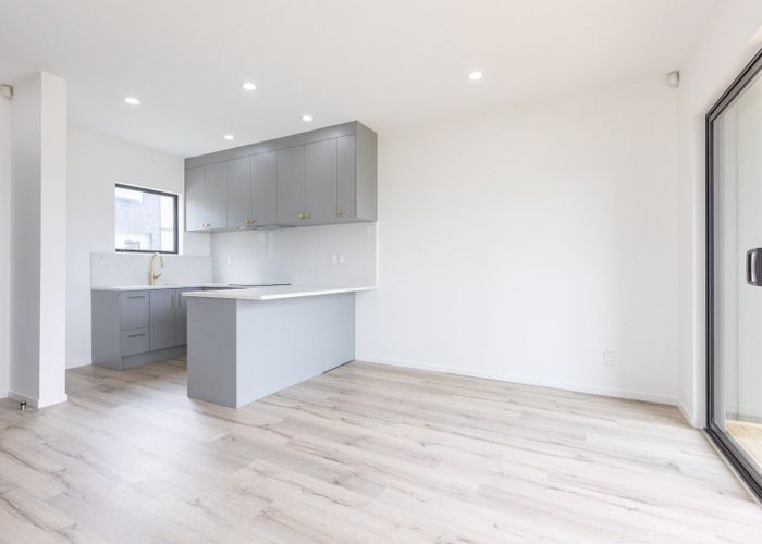  at 7/77 Glenmore Road, Sunnyhills, Manukau City, Auckland