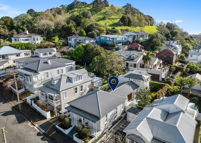 at 21 St Aubyn Street, Devonport, North Shore City, Auckland