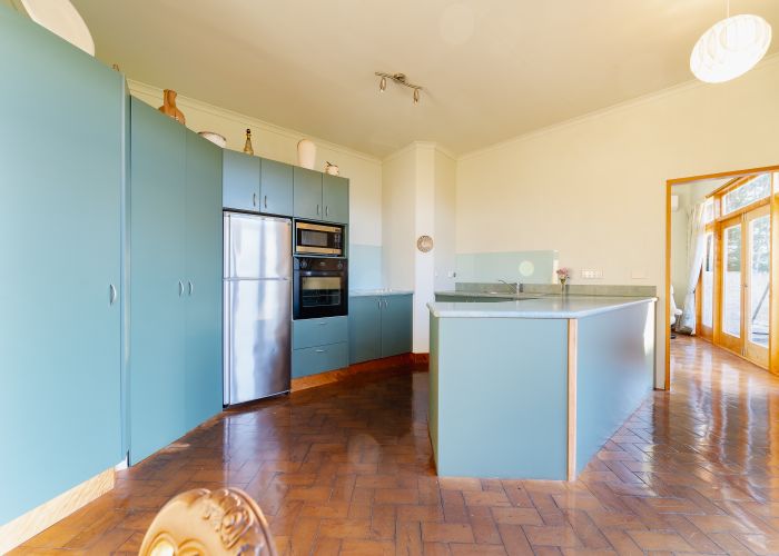  at 189 Lake Road, Clarendon