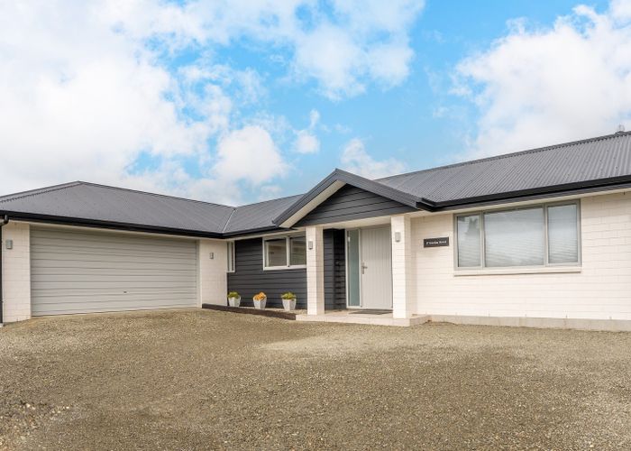  at 17 Gordon Street, Weston, Waitaki, Otago