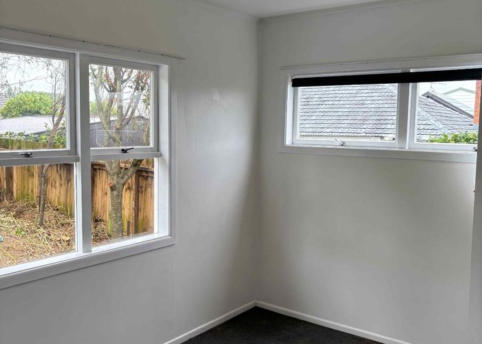  at 3B Elliott Ave, Glenfield, North Shore City, Auckland