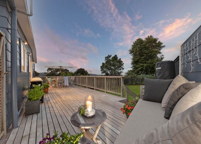  at 432 Huia Road, Laingholm, Auckland
