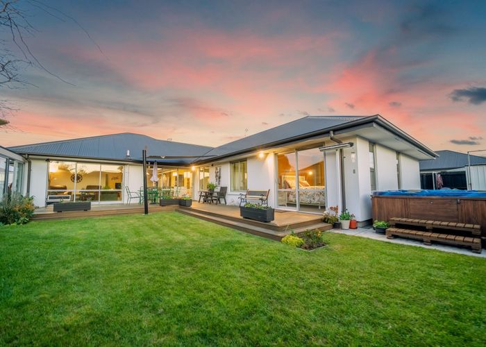  at 34 Shearwater Drive, Brookhaven, Christchurch City, Canterbury