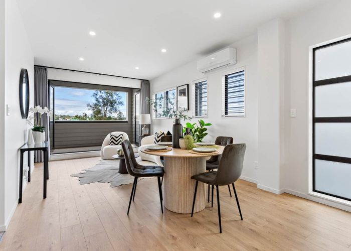  at 1/701 Hillsborough Road, Mount Roskill, Auckland City, Auckland