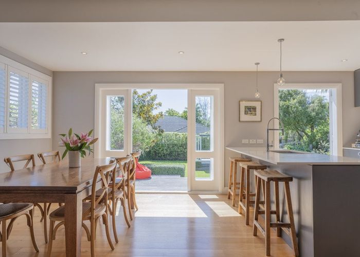  at 9 Malcolm Avenue, Cashmere, Christchurch