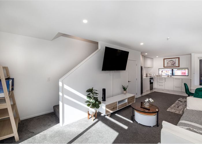  at 11/4 Riccarton Road, Riccarton, Christchurch