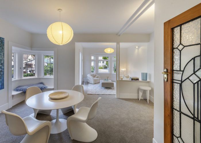  at 8 Glen Road, Kelburn, Wellington