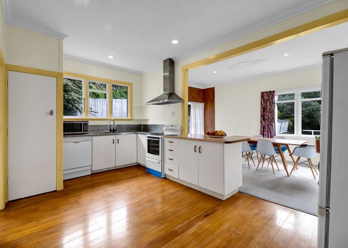  at 215 Ngamotu Road, Spotswood, New Plymouth