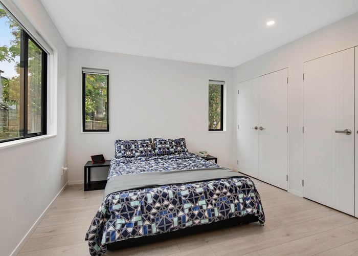  at 57D Hogans Road, Glenfield, Auckland