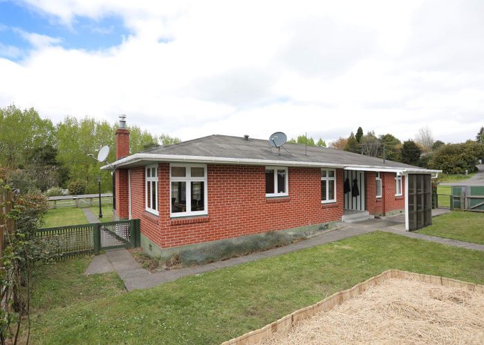  at 38 Milne Street, Hunterville