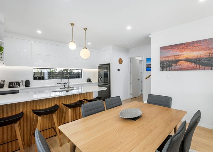  at 3 Lemon Grove Lane, Greenhithe, North Shore City, Auckland