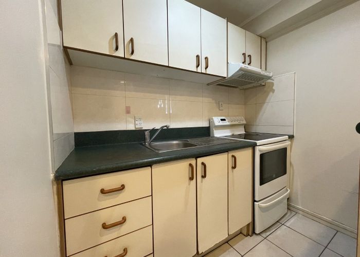  at Room Downstairs/F/40A  Monteith Cres, Remuera, Auckland City, Auckland