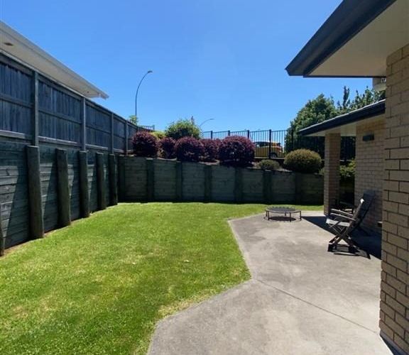  at 7 Parau Drive, Bethlehem, Tauranga, Bay Of Plenty