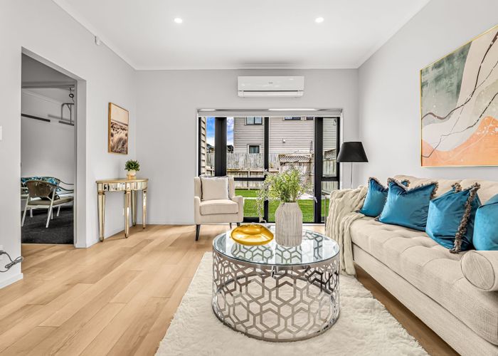  at 43 Becker Drive, Weymouth, Manukau City, Auckland