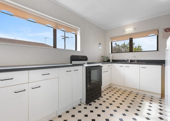  at 1/256 Tukapa Street, Hurdon, New Plymouth