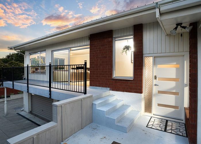  at 309 Avonhead Road, Avonhead, Christchurch City, Canterbury