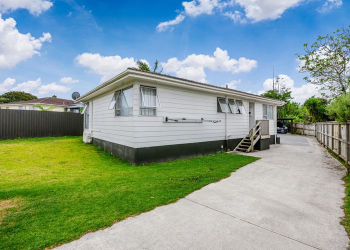  at 15 Bedlington Avenue, Manurewa, Manukau City, Auckland