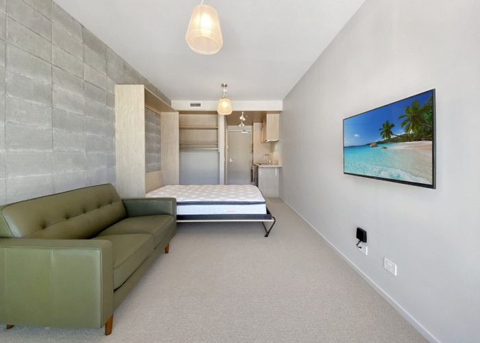  at 102A/2 Campbell Terrace, Petone, Lower Hutt, Wellington