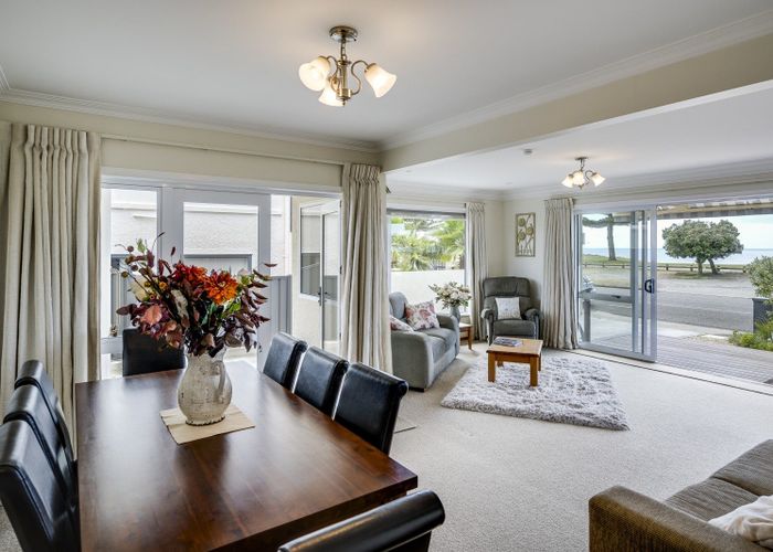  at 18 The Esplanade, Westshore, Napier