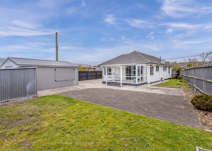  at 3 Ontario Place, Wainoni, Christchurch City, Canterbury