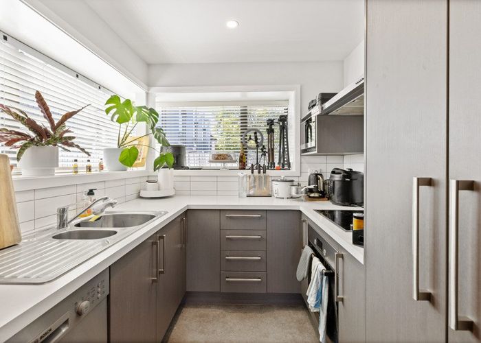  at 6/60 Charles Street, Waltham, Christchurch