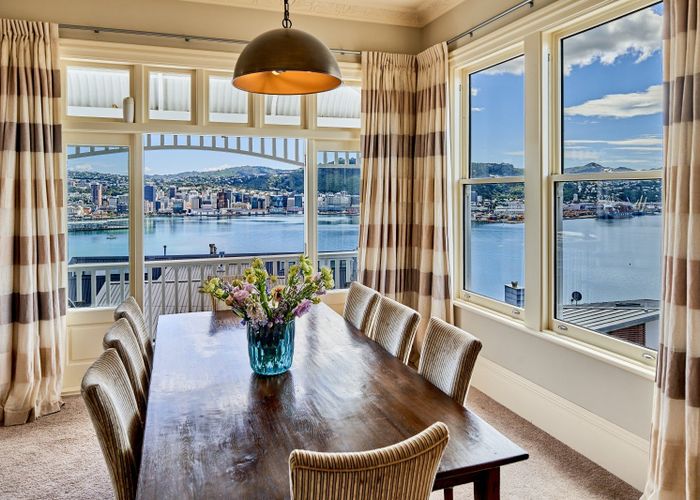  at 29 The Crescent, Roseneath, Wellington
