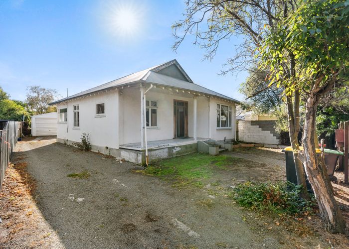  at 257 Ferry Road, Waltham, Christchurch