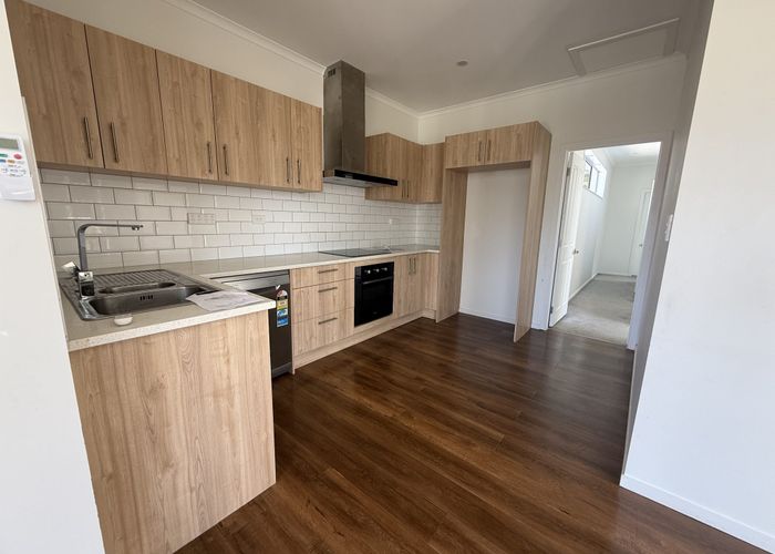  at 6 Princeton Parade, Albany, North Shore City, Auckland