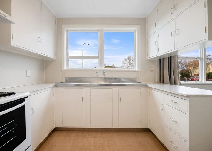  at 49 Charnwood Crescent, Bishopdale, Christchurch City, Canterbury