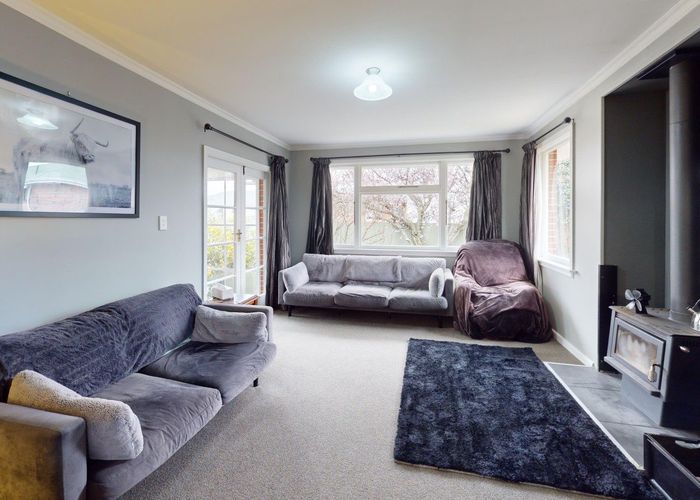  at 2 Reddecliffe Crescent, Hampstead, Ashburton