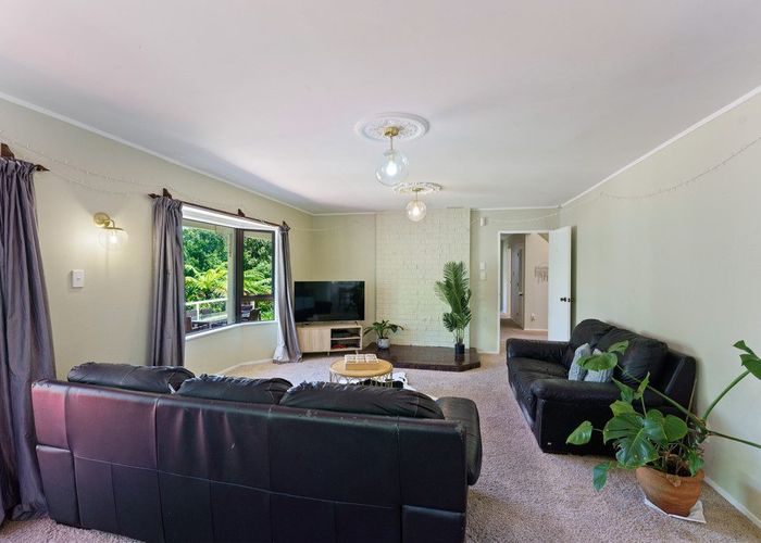  at 10 Pitoitoi Street, Otaihanga, Paraparaumu