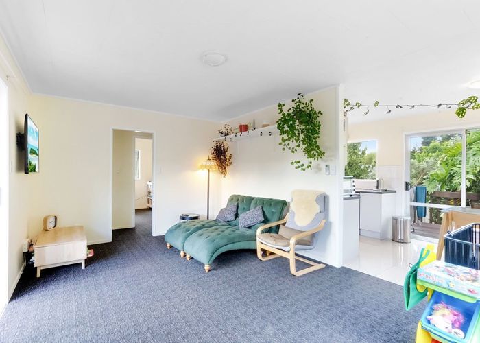  at 56 Peverill Crescent, Papatoetoe, Auckland