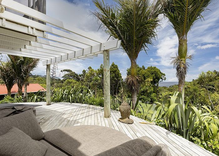  at 16 La Trobe Track, Karekare, New Lynn