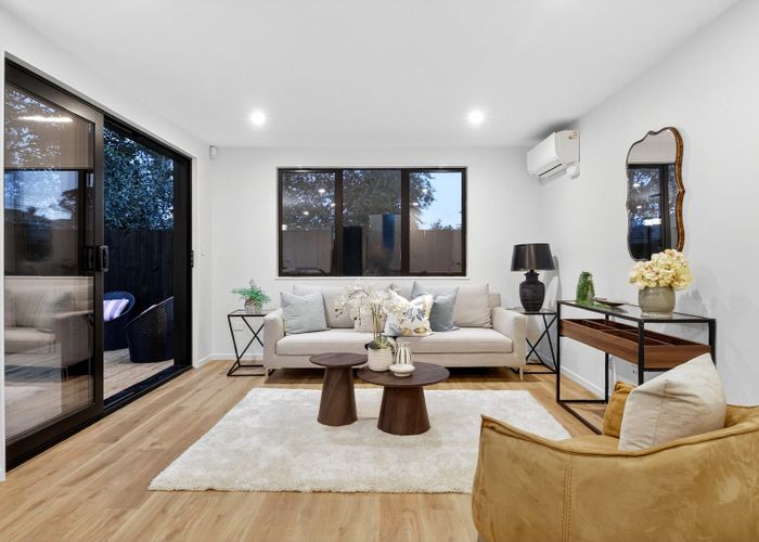  at 121D Vodanovich Road, Te Atatu South, Waitakere City, Auckland