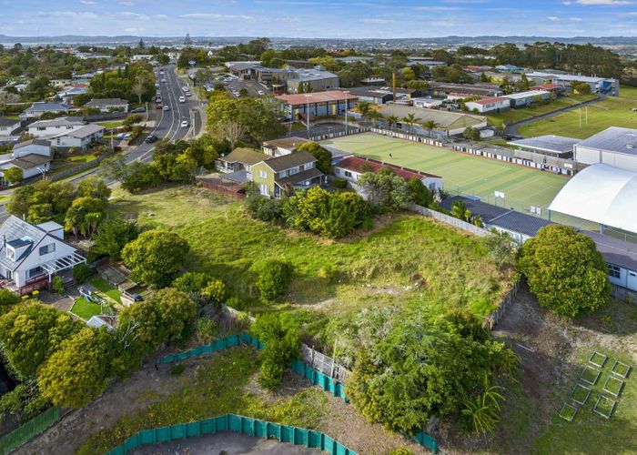  at 302-304 Don Buck Road, Massey, Waitakere City, Auckland