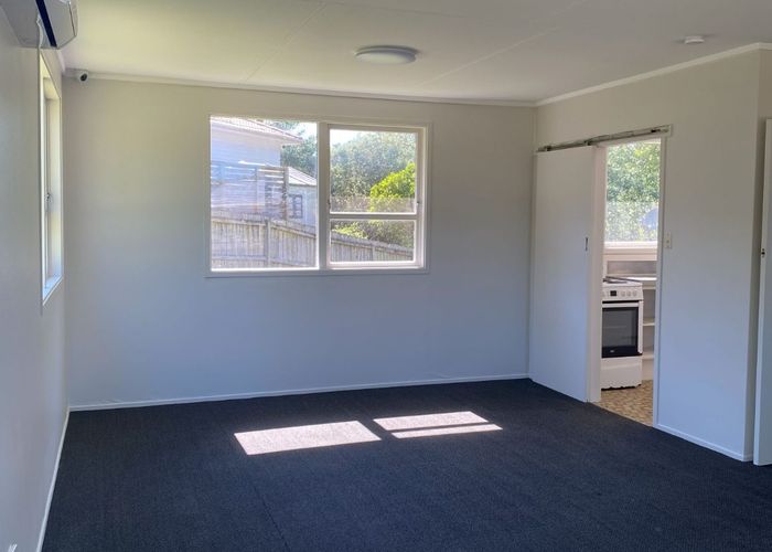  at 13 Woodstock Road, Forrest Hill, North Shore City, Auckland