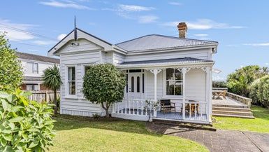  at 61 Roberton Road, Avondale, Auckland