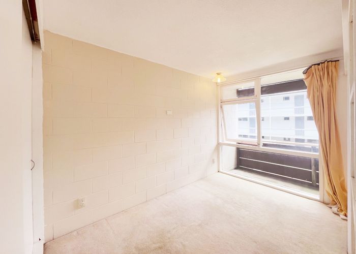  at 8/9A Esplanade Road, Mount Eden, Auckland City, Auckland