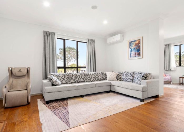  at 30 Graham Collins Drive, Windsor Park, North Shore City, Auckland