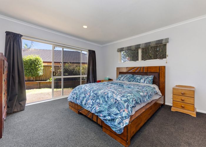  at 39 Blackwood Drive, Wattle Downs, Manukau City, Auckland