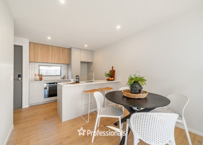  at 16 Sladden Street, Naenae, Lower Hutt, Wellington