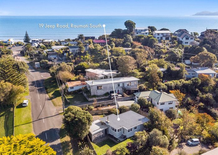  at 19 Jeep Road, Raumati South, Paraparaumu