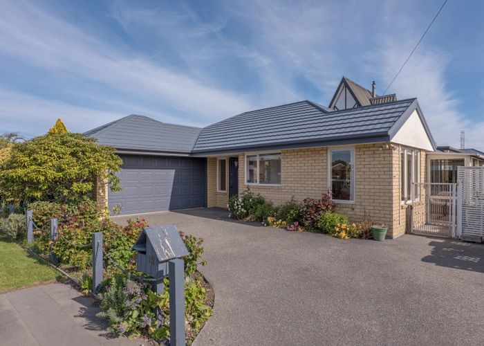  at 12 Seymour Street, Hornby, Christchurch