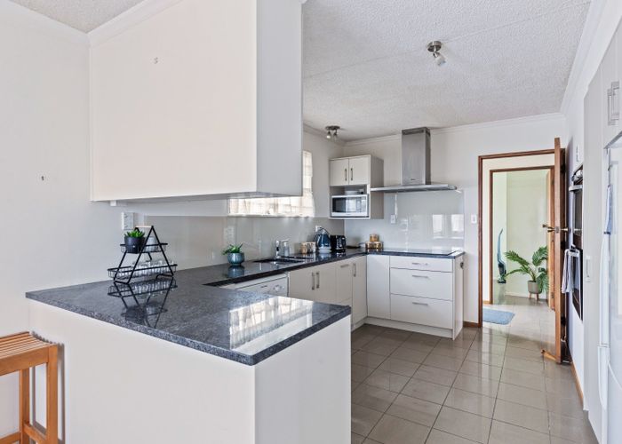  at 10 Leon Place, Waitara, Waitara