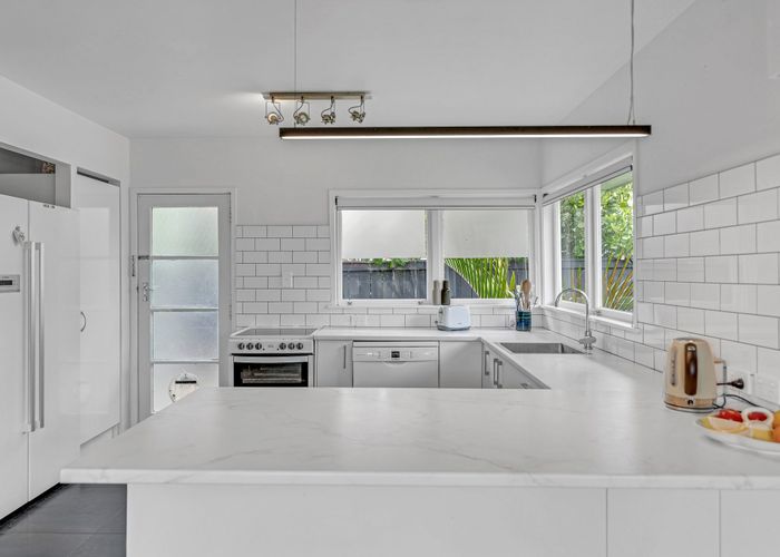  at 3/3 Opua Street, Belmont, Auckland